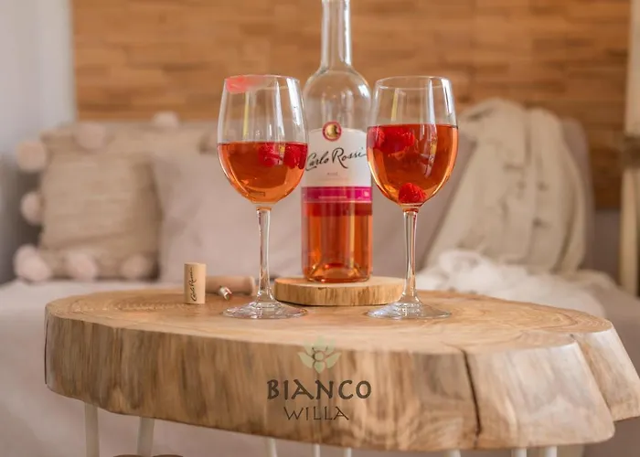 Bianco منزل للإقامة