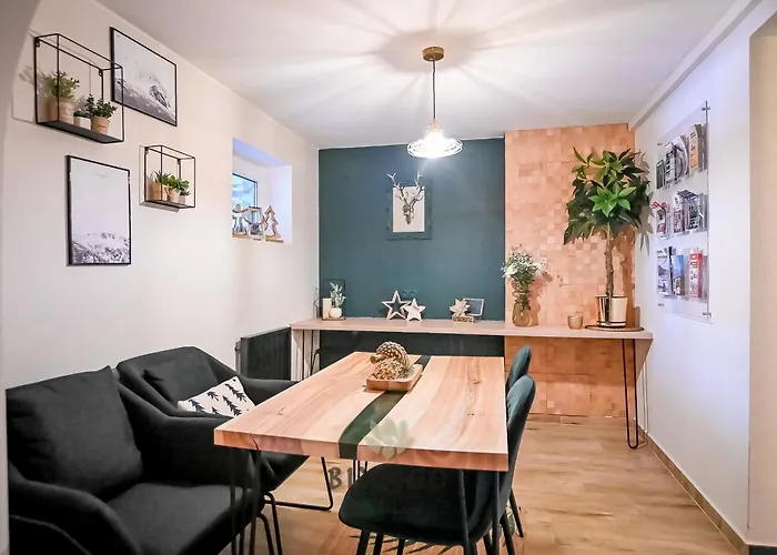 Bianco منزل للإقامة *