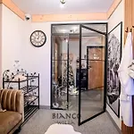 Bianco Δωμάτια σε οικογενειακή κατοικία Ζακοπάνε
