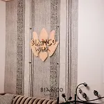 Bianco *