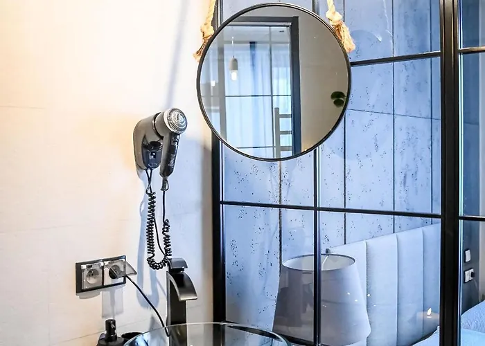 Δωμάτια σε οικογενειακή κατοικία Bianco *